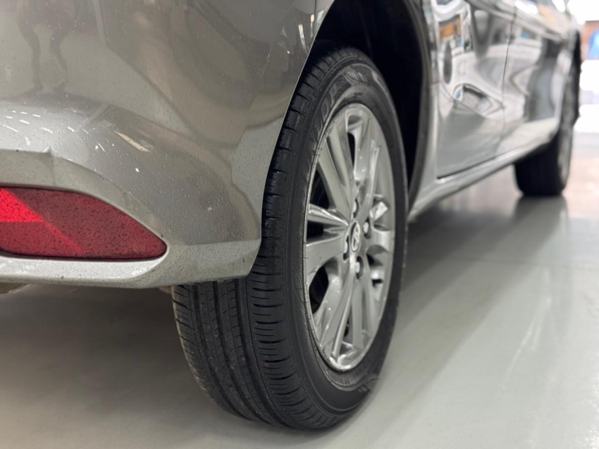 toyota yaris 1.5 16v flex xl plus connect multidrive 4p automatico 20205