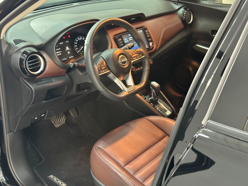 nissan kicks 1.6 16v flexstart exclusive xtronic flex 4p automatico 202312