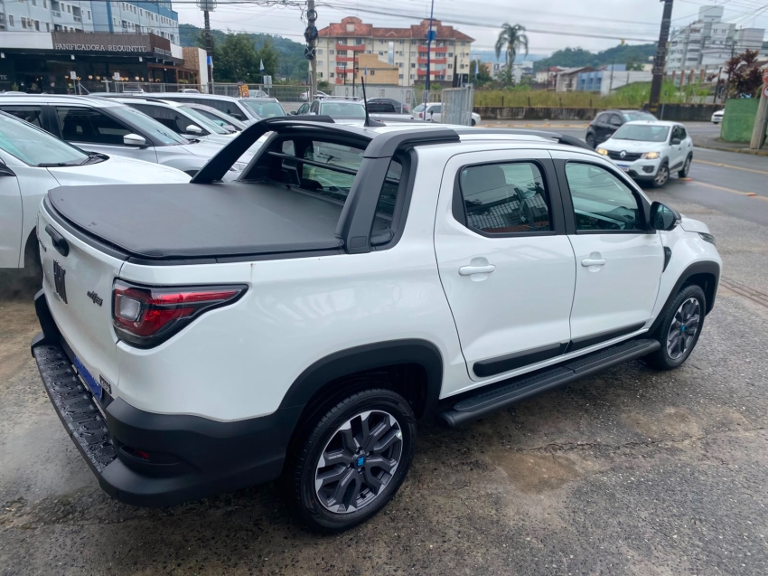 fiat strada 1.0 turbo 200 flex ultra cd cvt 4p automatico 202617