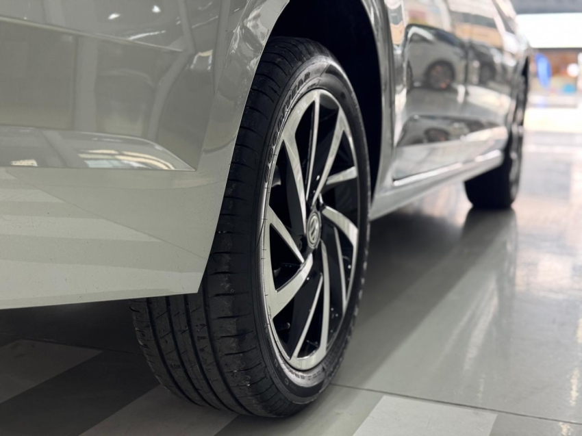 volkswagen virtus 1.0 200 tsi highline automatico flex 4p 20217