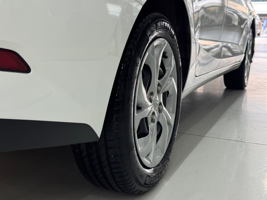 hyundai hb20s 1.0 12v flex comfort plus manual 4p 202515