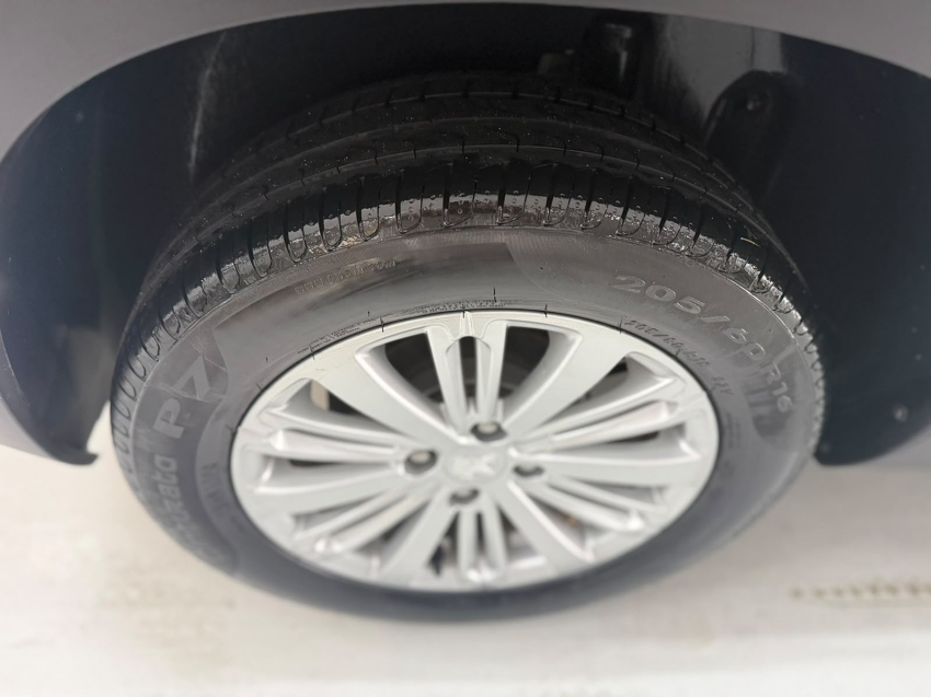 peugeot 2008 1.6 16v flex allure pack 4p automatico 202412