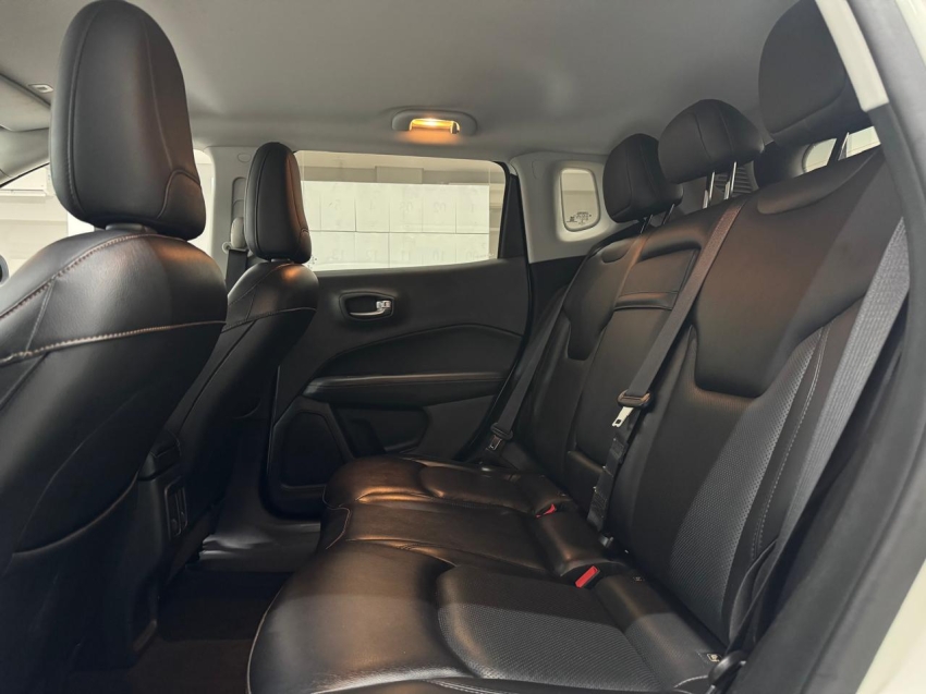 jeep compass 2.0 16v flex longitude automatico 4p 201810
