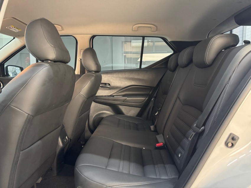 nissan kicks play 1.6 16v flexstart advance plus xtronic flex 4p automatico 20258