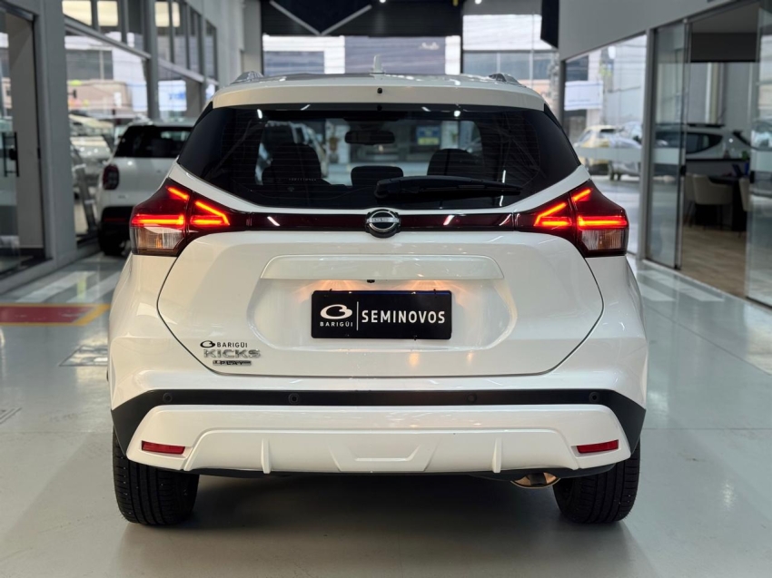 nissan kicks play 1.6 16v flexstart advance plus xtronic flex 4p automatico 202514