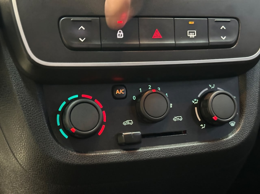 renault kwid 1.0 12v sce flex zen manual 4p 202210