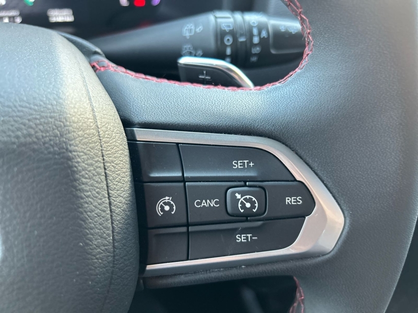 jeep renegade 1.3 t270 turbo flex trailhawk 4x4 at9 2023
