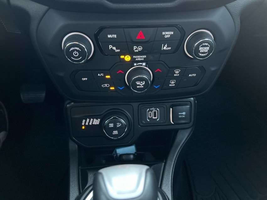 jeep renegade 1.3 t270 turbo flex trailhawk 4x4 at9 2023