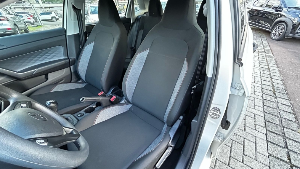 volkswagen polo 1.0 mpi track manual 2024