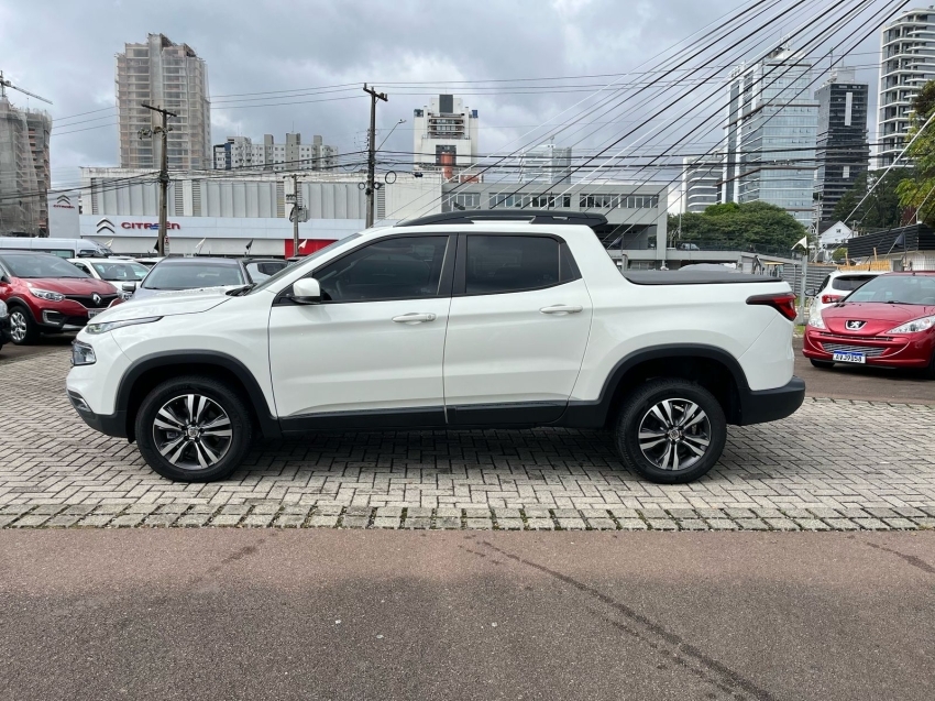 fiat toro 1.3 turbo 270 flex freedom at6 2023