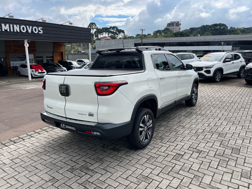 fiat toro 1.3 turbo 270 flex freedom at6 2023