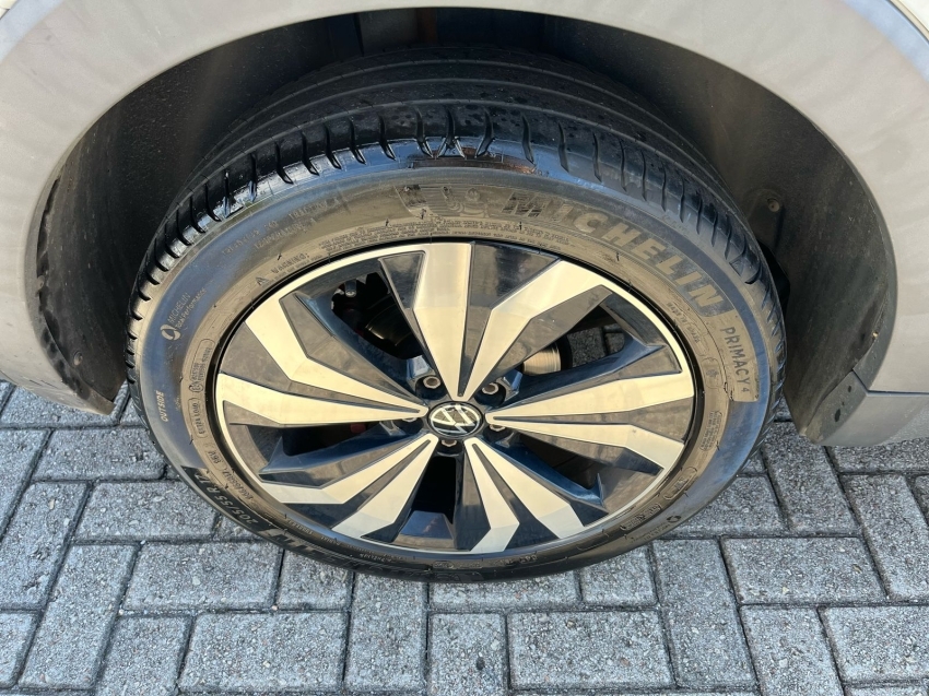 volkswagen t-cross 1.0 200 tsi total flex automatico 2022