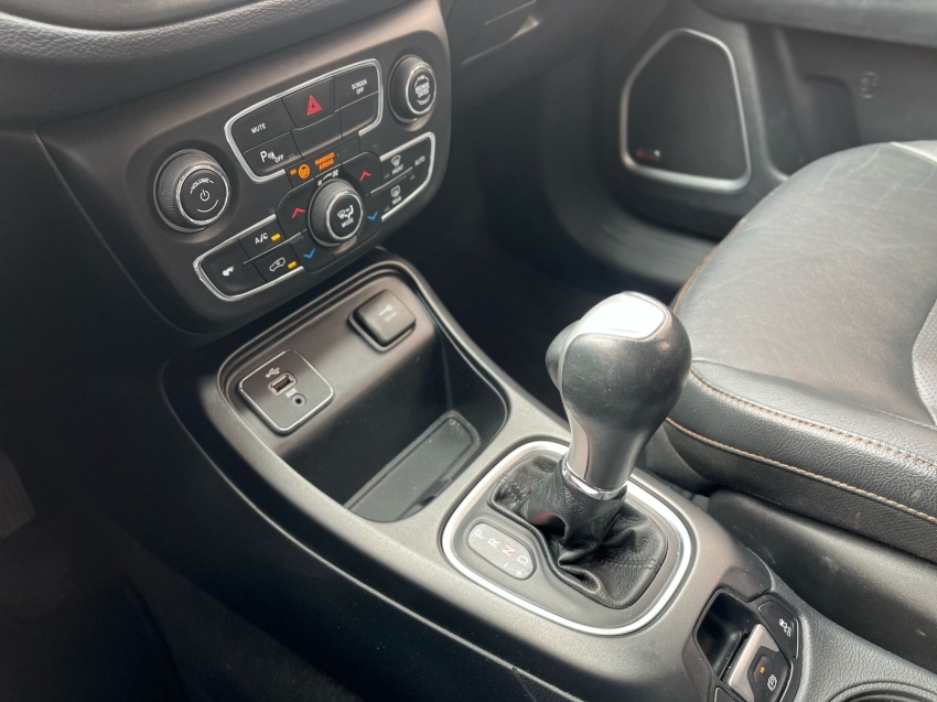 jeep compass 2.0 16v flex longitude automatico 2018
