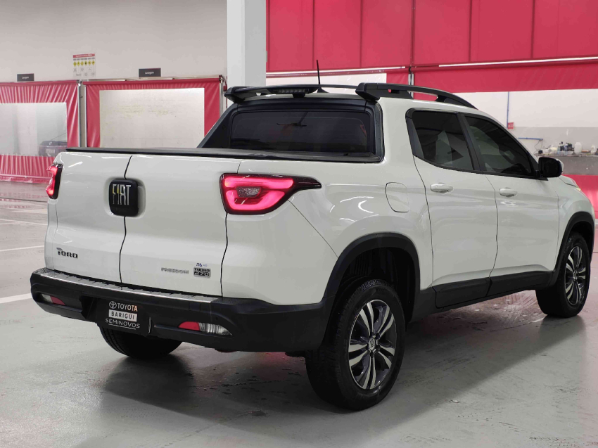 fiat toro 1.3 turbo 270 flex freedom at6 2023