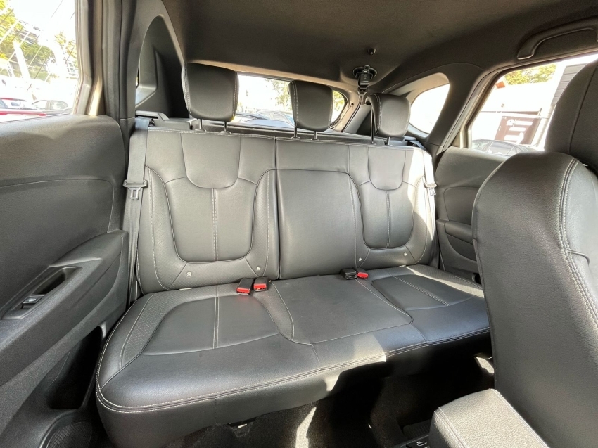 renault captur 1.3 tce flex intense x-tronic 2022