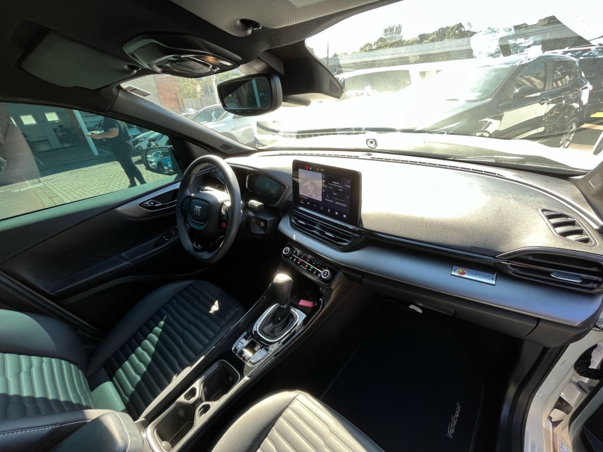 fiat fastback 1.3 turbo 270 flex limited edition at6 2023
