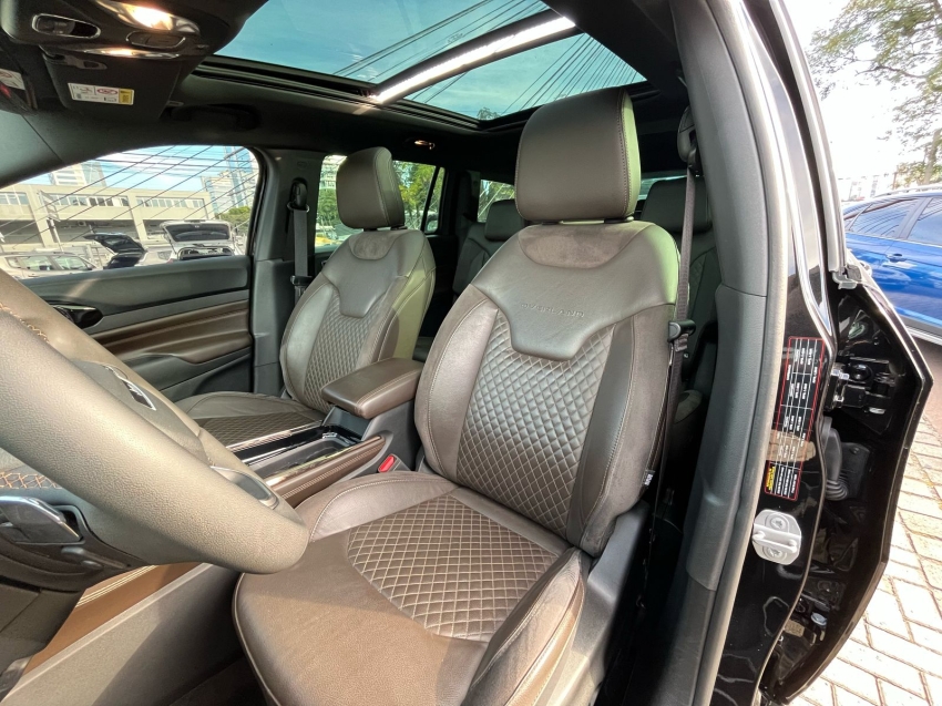 jeep commander 2.0 td380 turbo diesel overland at9 2022