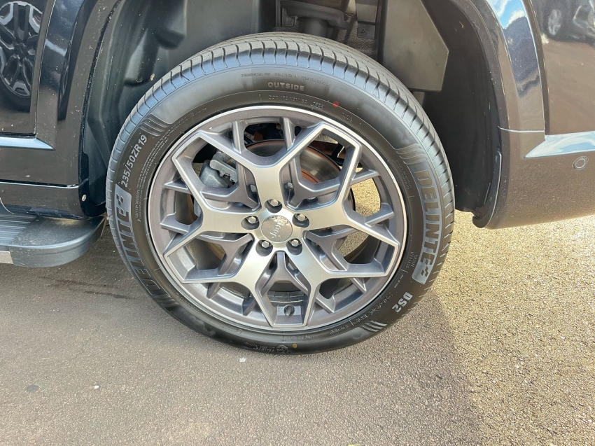 jeep commander 2.0 td380 turbo diesel overland at9 2022