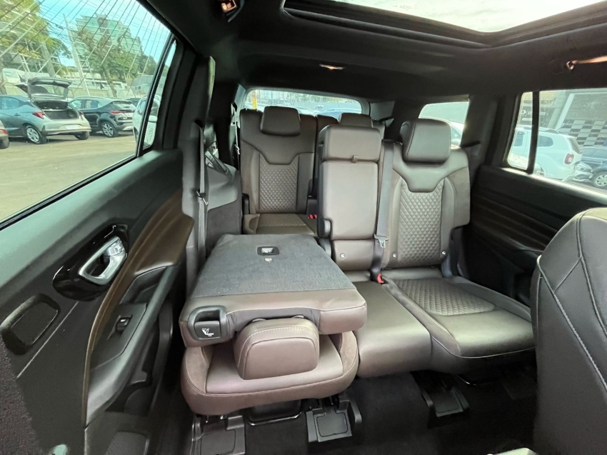 jeep commander 2.0 td380 turbo diesel overland at9 2022