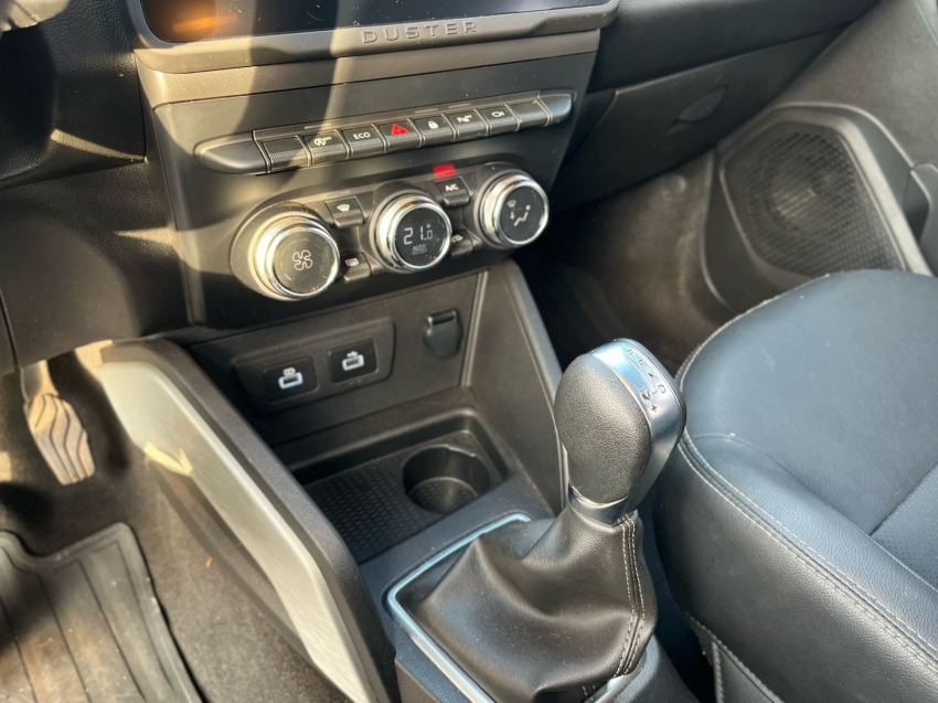 renault duster 1.3 tce flex iconic x-tronic 2024