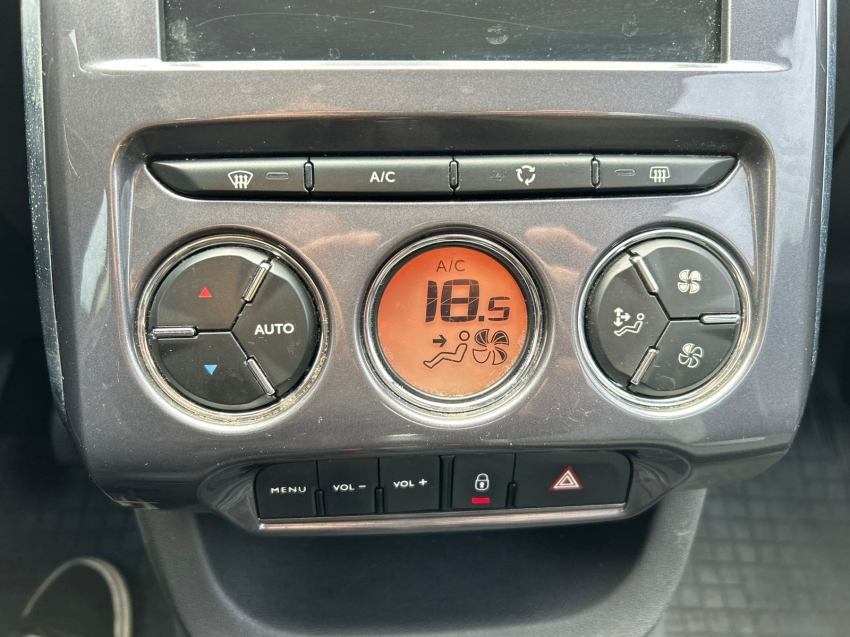 citroen c3 1.2 attraction 12v flex 4p manual 2018