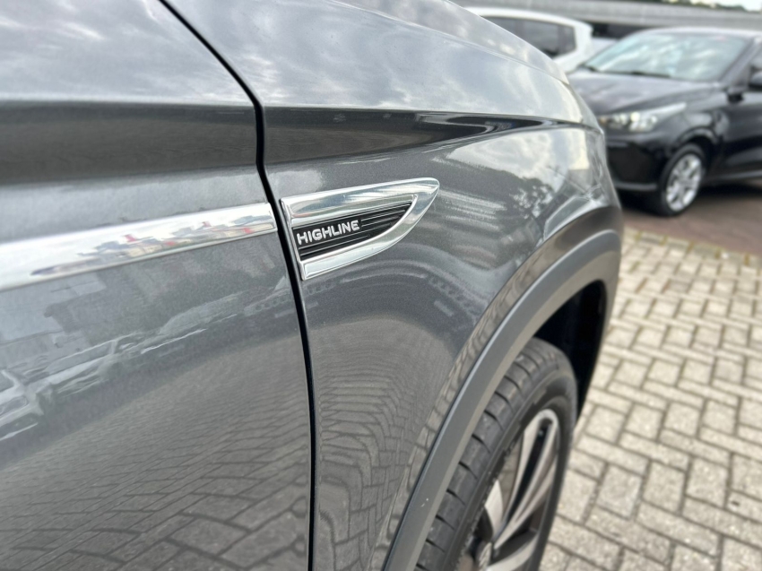 volkswagen taos 1.4 250 tsi total flex highline automatico 4p 2023