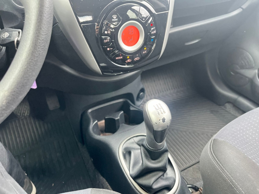 nissan march 1.6 sl 16v flex 4p manual 2017