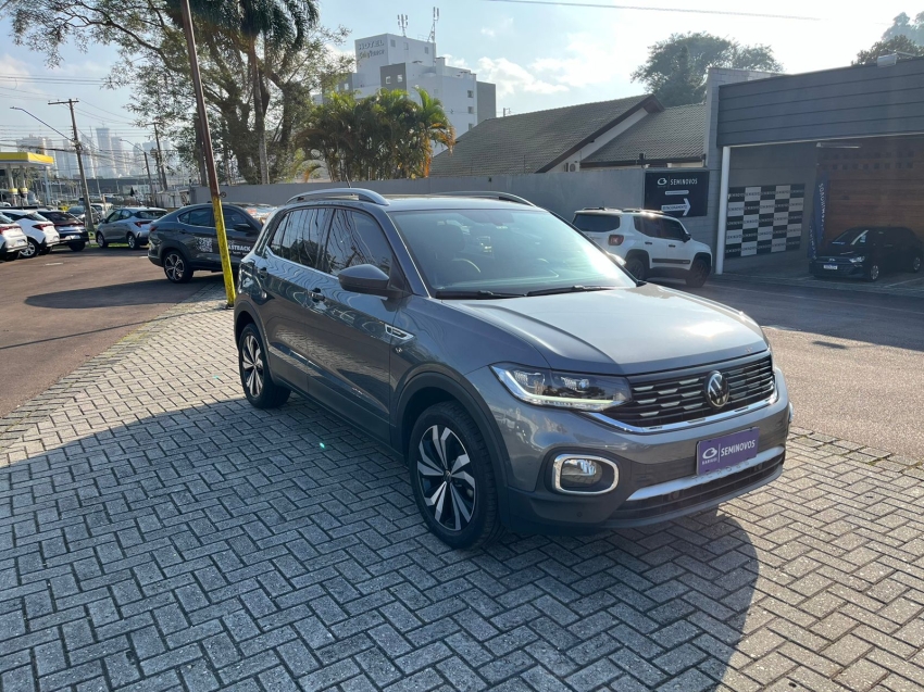 volkswagen t-cross 1.4 250 tsi total flex highline automatico 4p 2024
