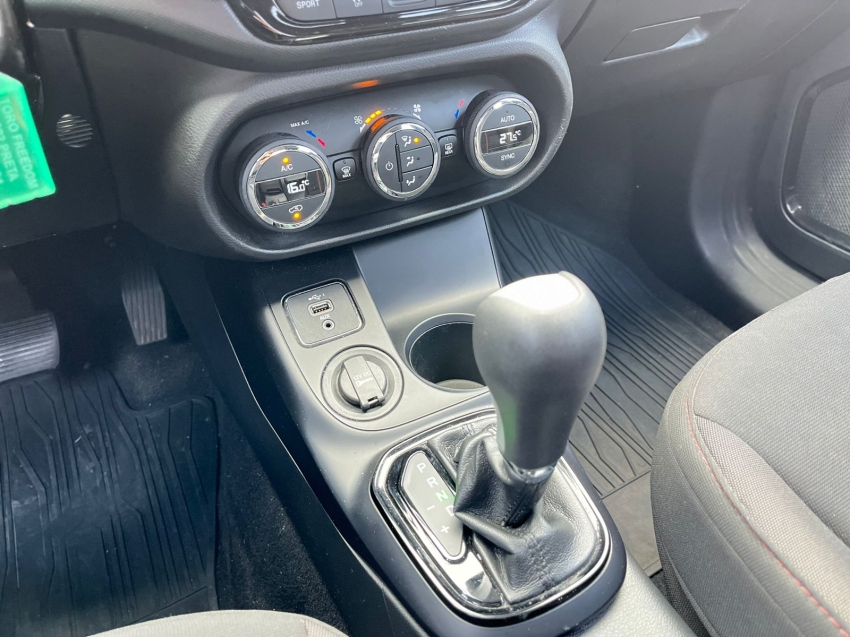 fiat toro 1.8 16v evo flex freedom at6 4p automatico 2020