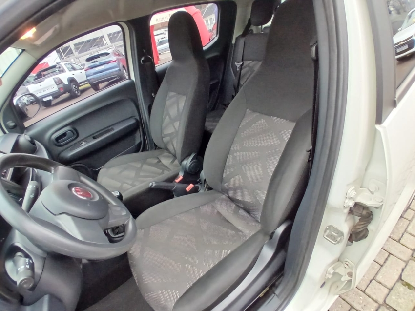 fiat mobi 1.0 evo flex like. manual 4p 2018