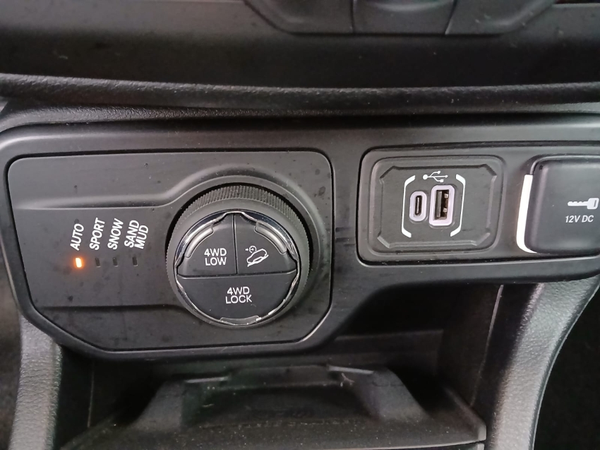 jeep renegade 1.3 t270 turbo flex s 4x4 at9 4p automatico 2022