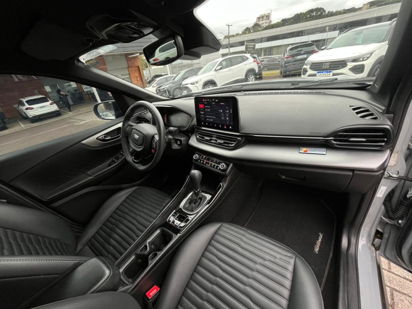 fiat fastback 1.3 turbo 270 flex limited edition at6 4p automatico 2023