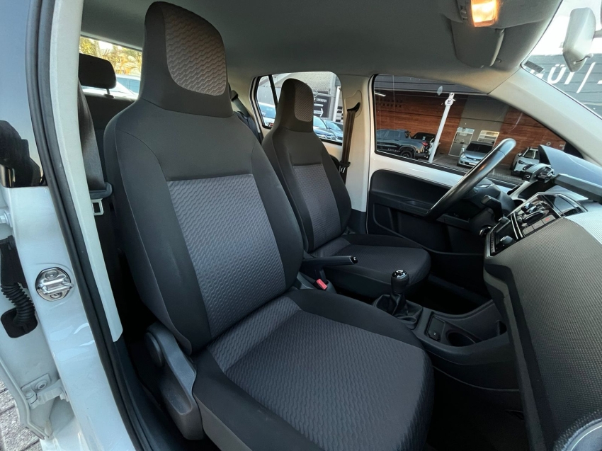 volkswagen up 1.0 tsi move 12v flex 4p manual 2018