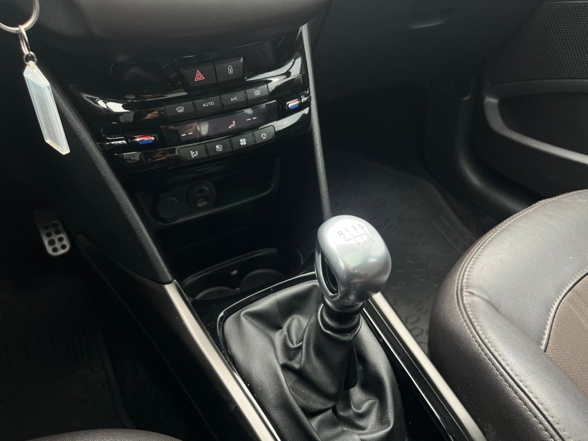 peugeot 2008 1.6 16v flex griffe 4p manual 2016