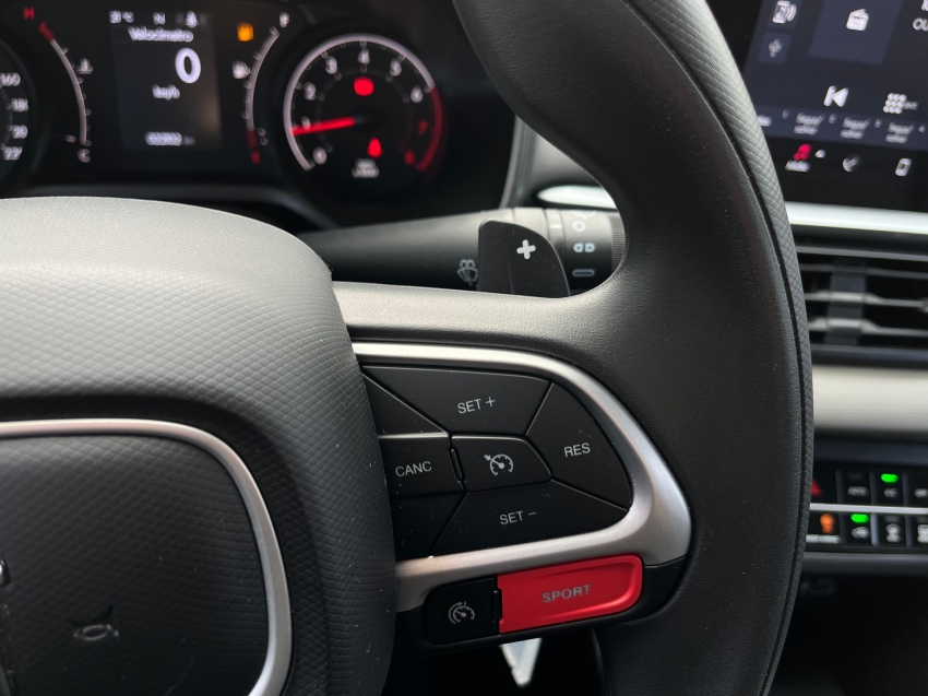 fiat fastback 1.0 turbo 200 flex cvt 4p automatico 2024