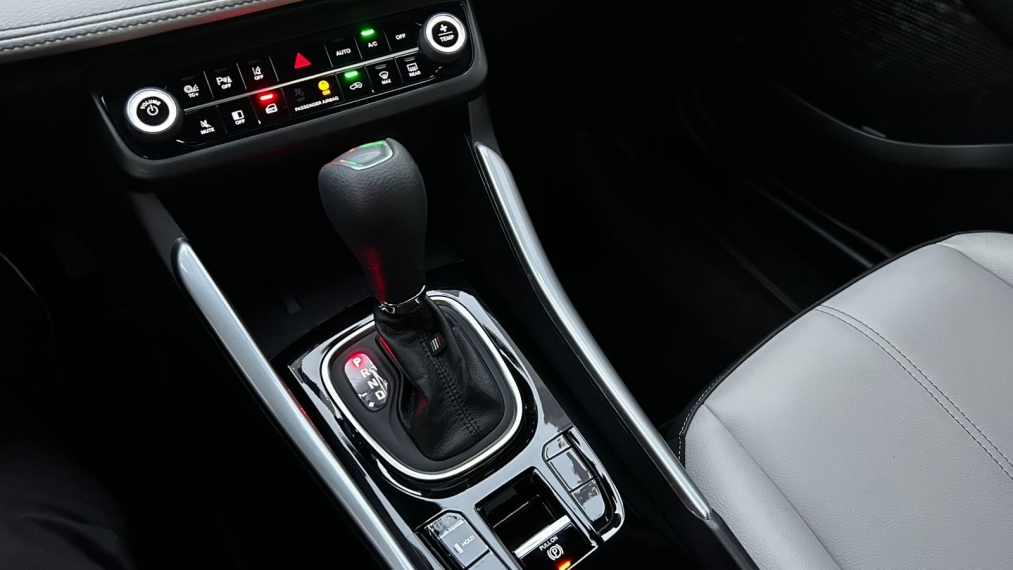 fiat fastback 1.0 turbo 200 hybrid impetus cvt hibrido 4p automatico 2025