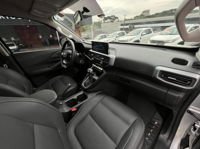 fiat titano 2.2 turbo diesel volcano 4x4 at6 4p automatico 2025