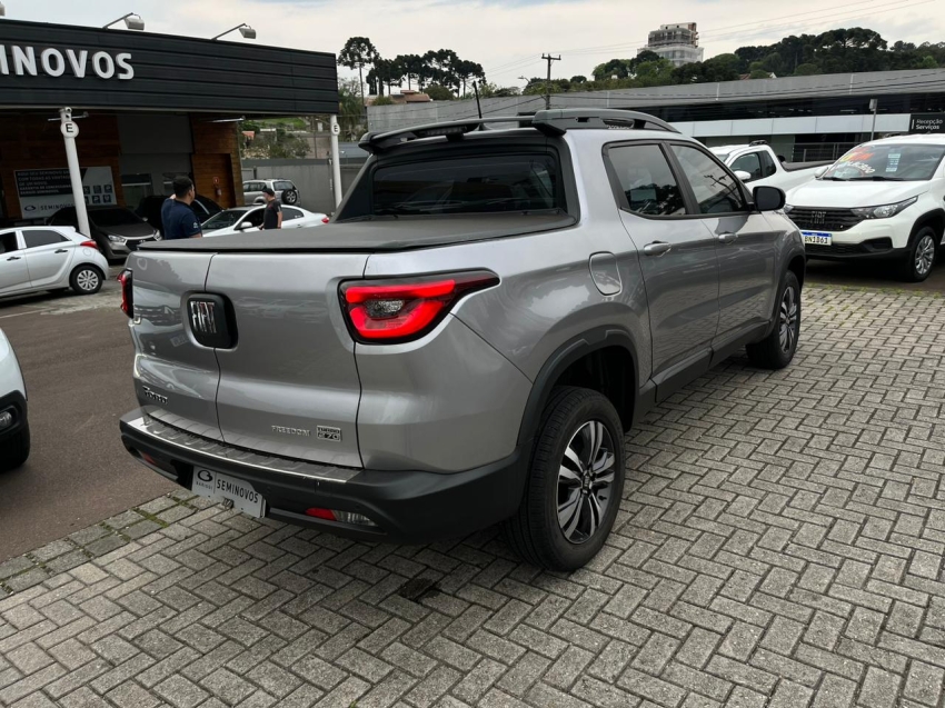 fiat toro 1.3 turbo 270 flex freedom at6 4p automatico 2025