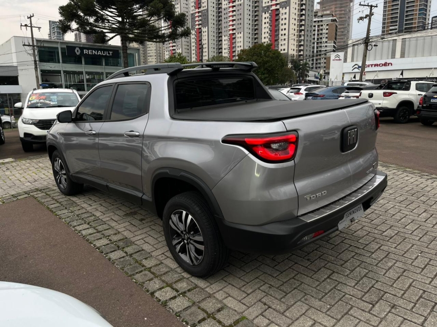 fiat toro 1.3 turbo 270 flex freedom at6 4p automatico 2025