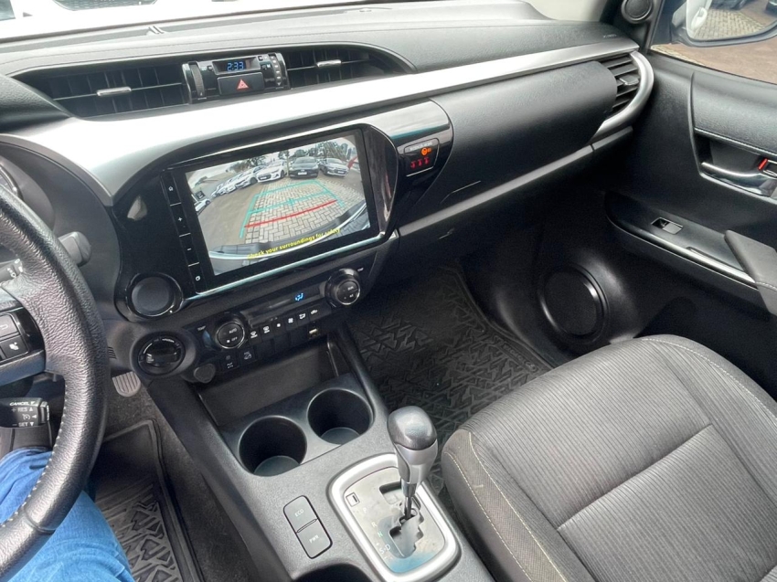 toyota hilux 2.8 d-4d turbo diesel cd sr 4x4 automatico 4p 2024