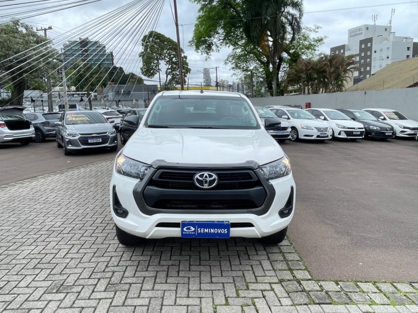 toyota hilux 2.8 d-4d turbo diesel cd sr 4x4 automatico 4p 2024