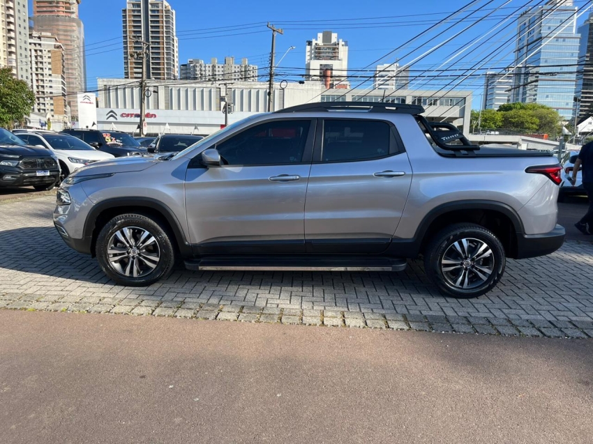 fiat toro 1.3 turbo 270 flex freedom at6 4p automatico 2023