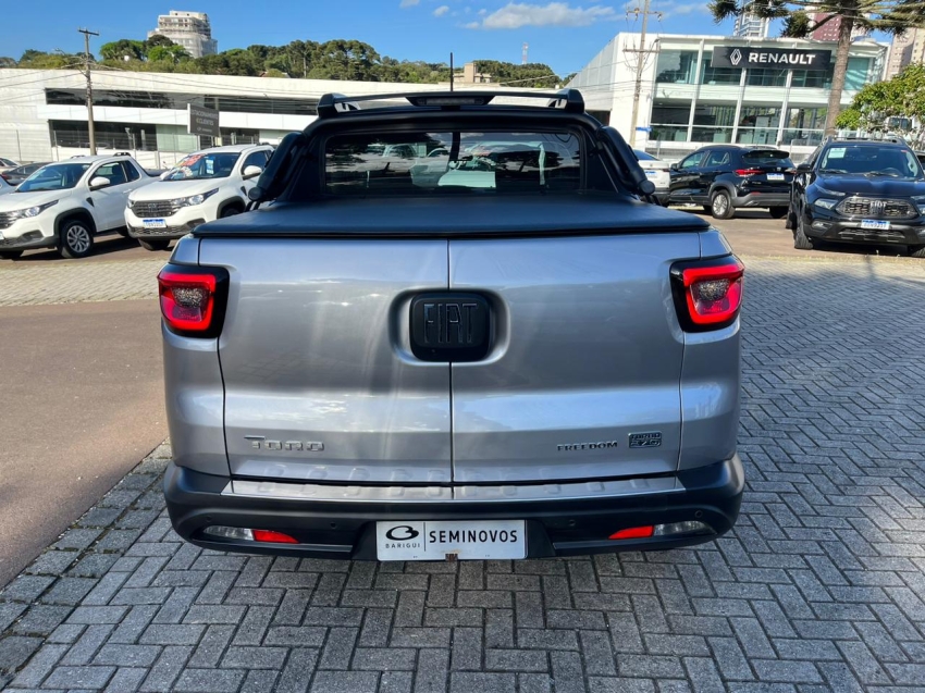 fiat toro 1.3 turbo 270 flex freedom at6 4p automatico 2023