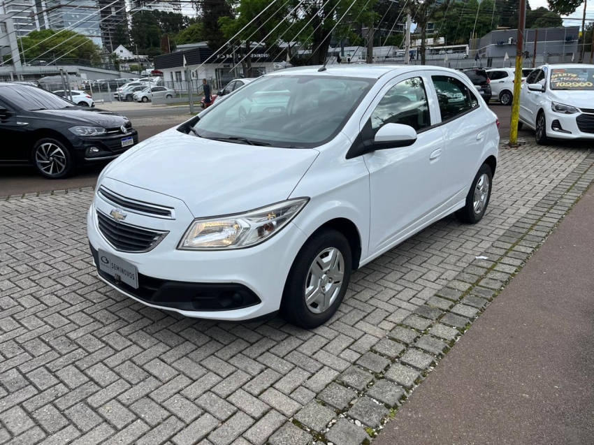 chevrolet onix 1.0 mpfi lt 8v flex 4p manual 20132