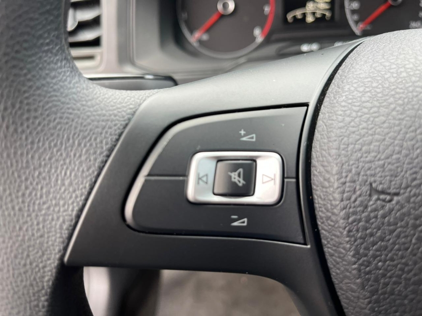 volkswagen polo 1.0 mpi track manual flex 4p 202511