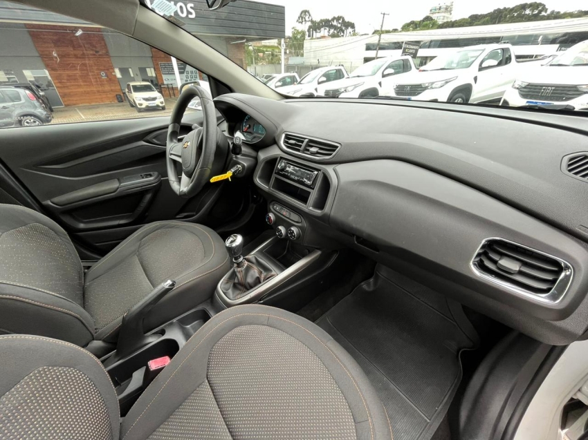 chevrolet onix 1.0 mpfi lt 8v flex 4p manual 20138