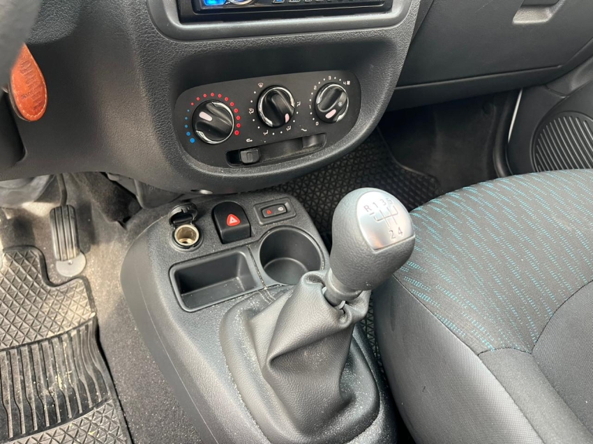 renault clio 1.0 expression 16v flex 4p manual 201513