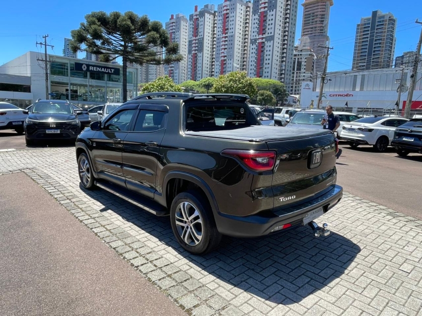 fiat toro 2.4 16v multiair flex freedom at9 4p automatico 20184