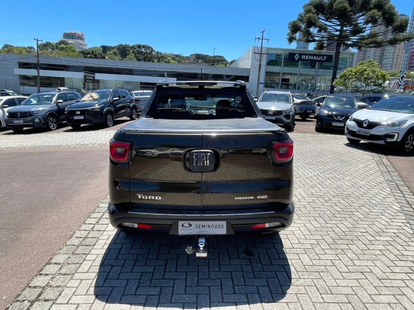 fiat toro 2.4 16v multiair flex freedom at9 4p automatico 20185