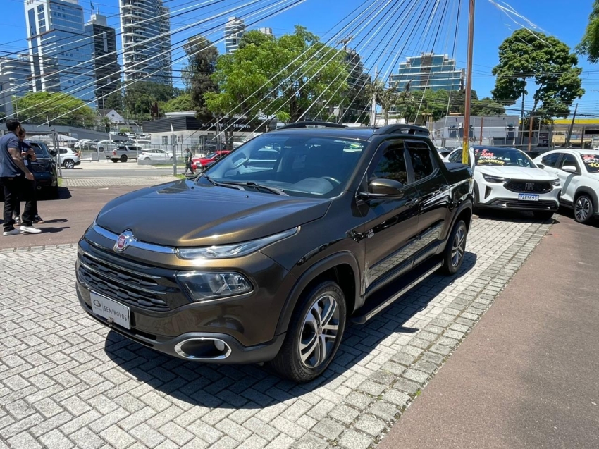 fiat toro 2.4 16v multiair flex freedom at9 4p automatico 20182